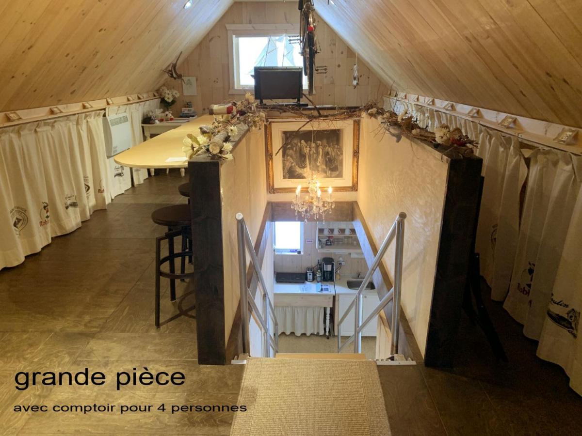 Appartement Champetre Chicoutimi エクステリア 写真